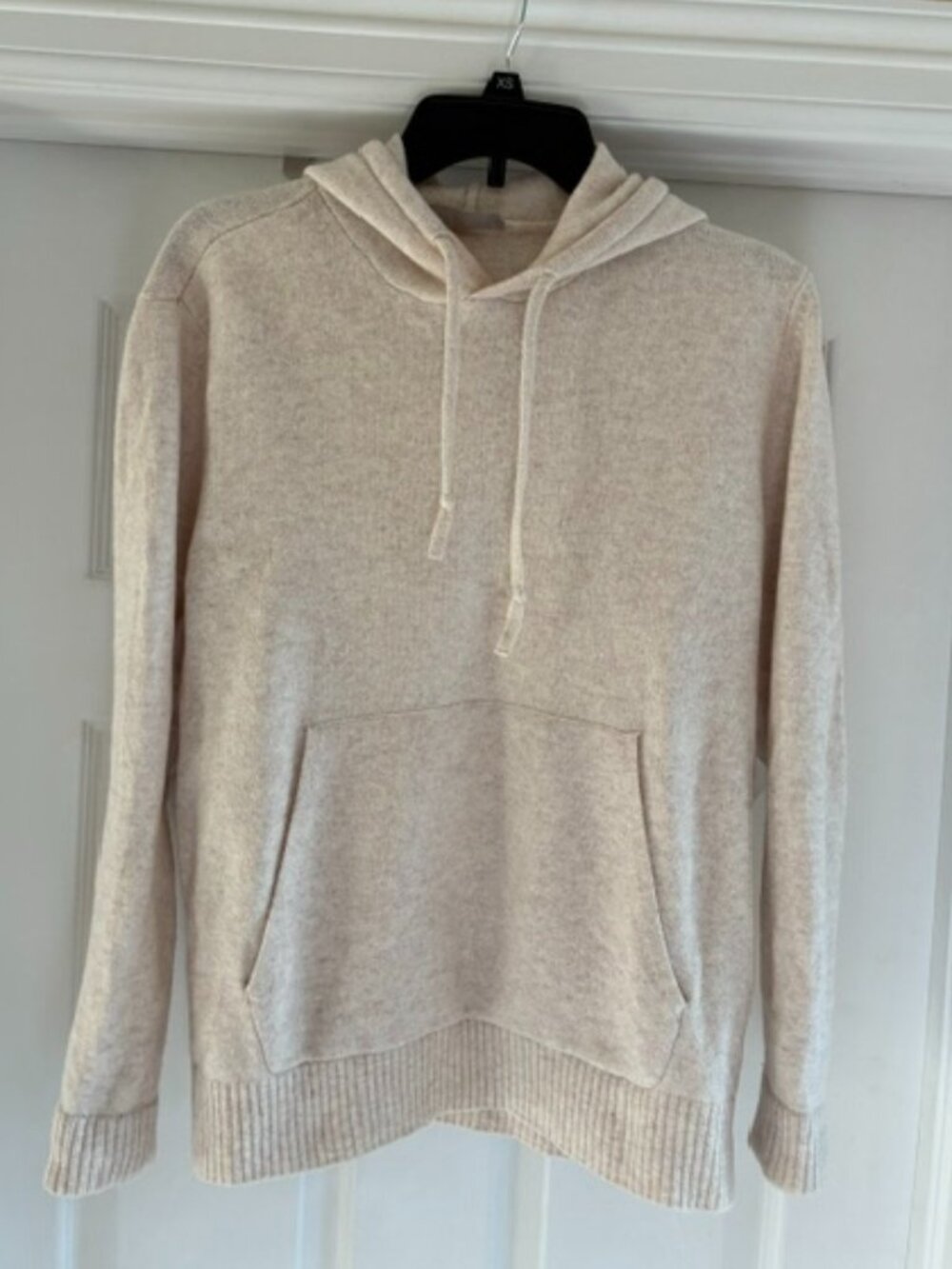 Everlane, 100% wool creme hoodie sweater. Size Large